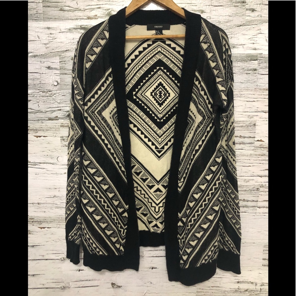 Aztec print open fronted cardigan by Forever21